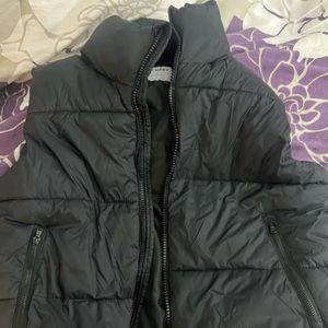 old navy black vest women’s medium
